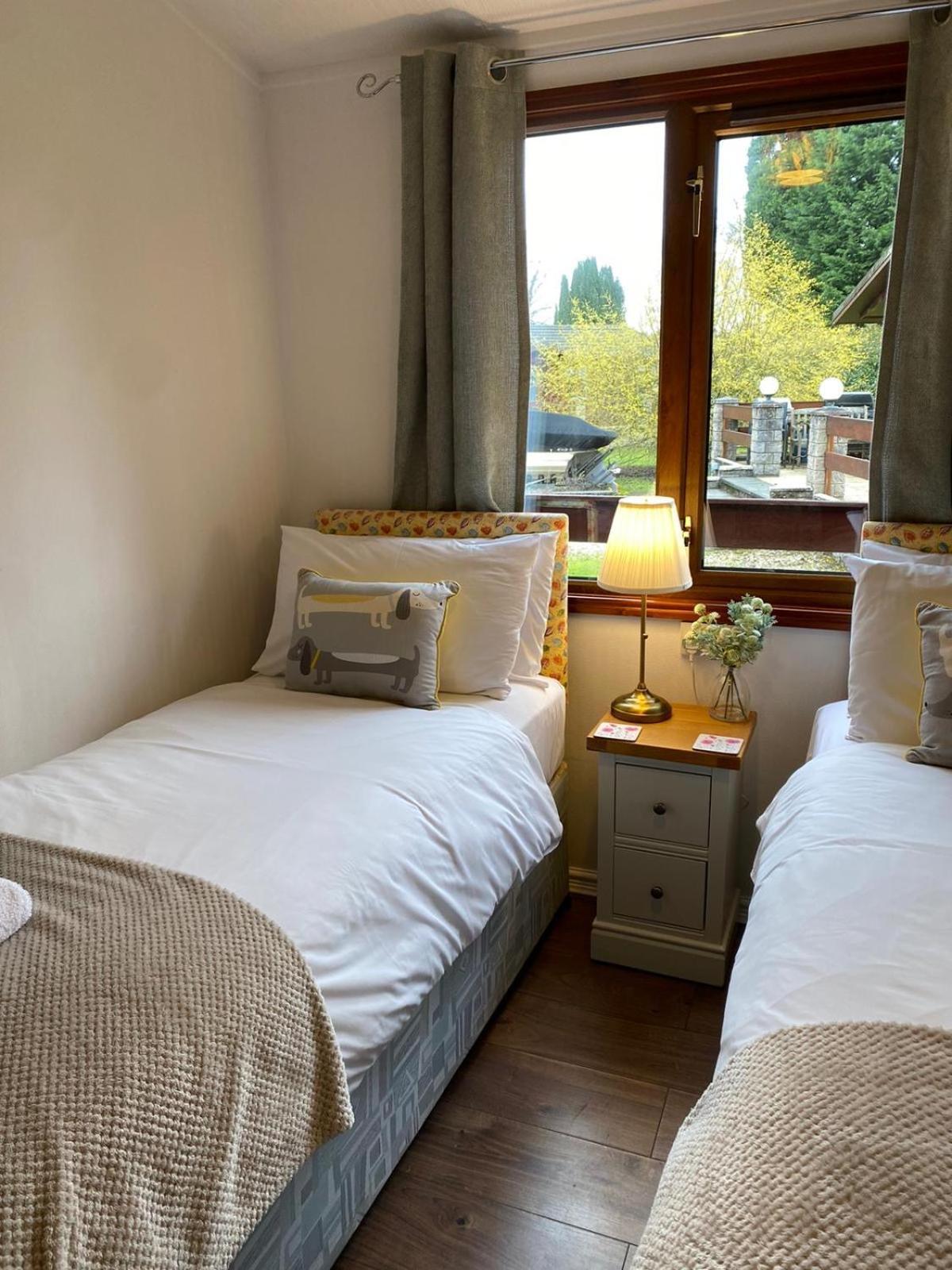 Walled Garden Lodges Loch Lomond Balloch Exteriör bild
